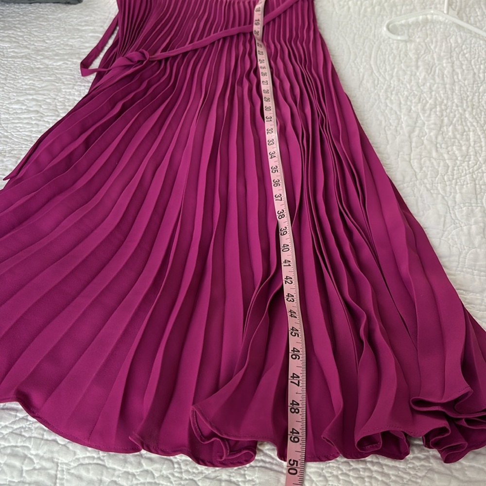 LOFT Women’s size 12 ‘Pleated Crossover Strappy Midi Dress’ in Magenta Shadow - Picture 6 of 9